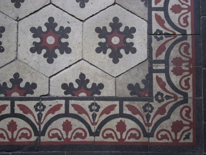 Détail du carrelage du vestibule, 82 quai Perrache