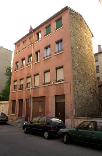 Vue générale de /4 droit
