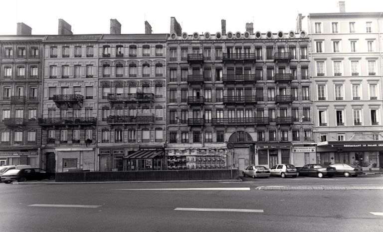 Cours de Verdun. Elévations à travées rapprochées (24-40) et à travées plus espacées (32)