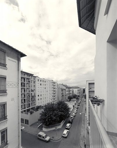 La rue Quivogne depuis le sud