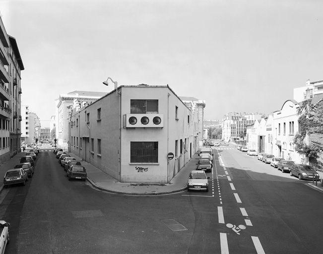 Bâtiment est, angle rue Domer et rue du Brigadier Voituret