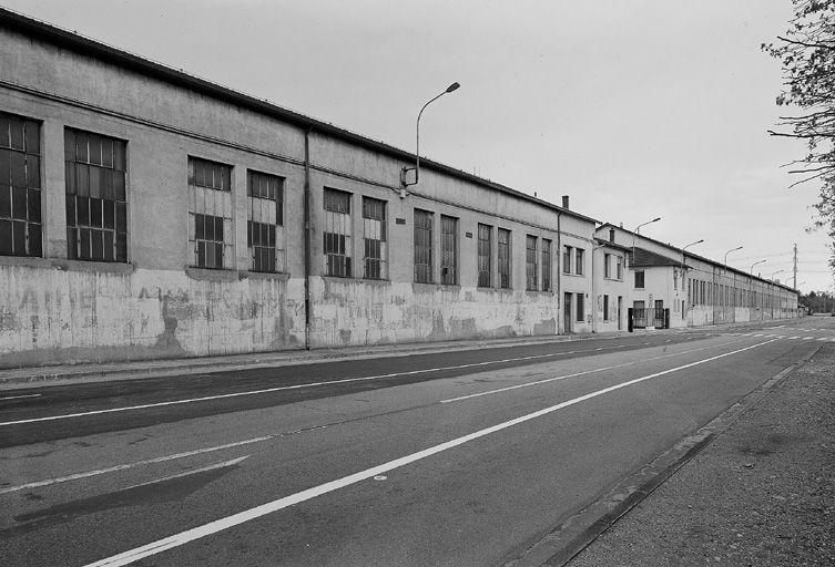 Façade sud-est de l'usine Vénissieux