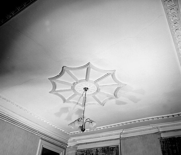 Détail du plafond d'un appartement