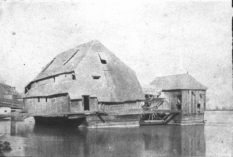 Moulin-bateau sur le Rhône, photogr. [début XXe siècle]