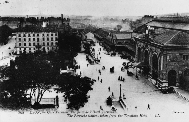 Vue de situation depuis l'hôtel Terminus, carte postale, [1er quart XXe siècle]