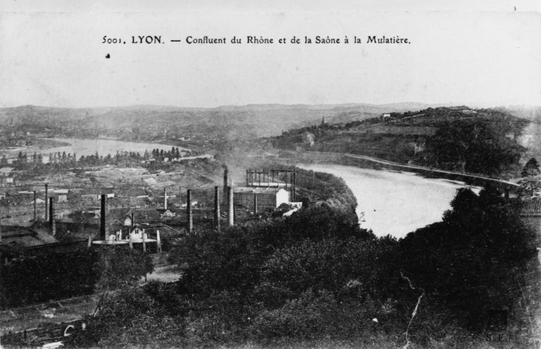 Lyon - Confluent du Rhône et de la Saône, carte postale, [vers 1900]