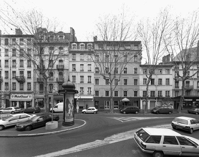 Vue de situation sur le cours Charlemagne