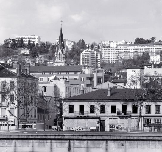 Vue d'ensemble depuis l'est