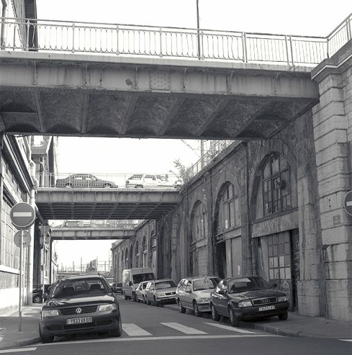 Vue de la rue du Bélier depuis l'ouest