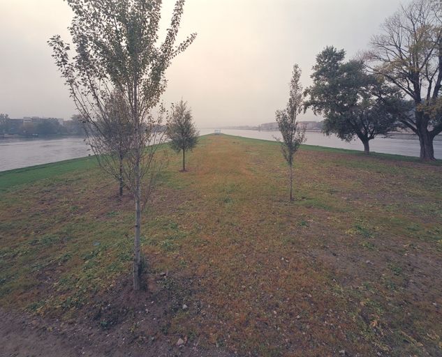 L'esplanade du confluent depuis le nord