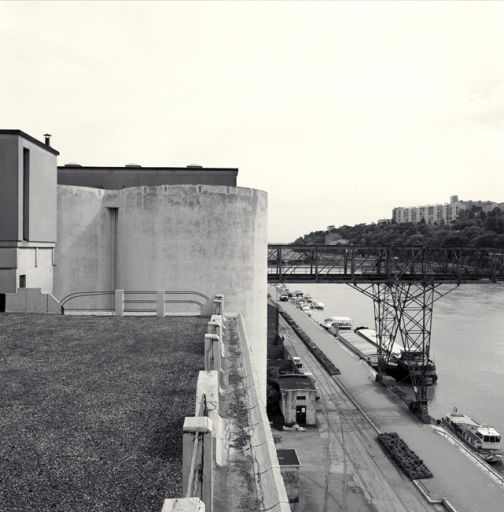 Les silos depuis le toit terrasse au nord