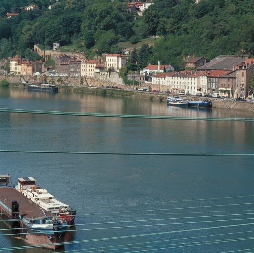 Vue d'ensemble vers le sud depuis le poste d'aiguillage 1 de Lyon-Perrache