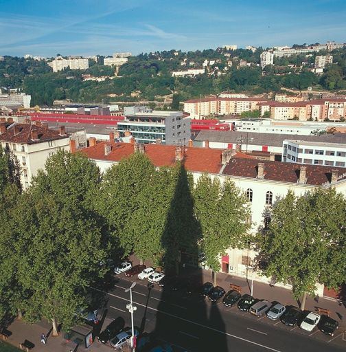 Vue d'ensemble depuis le clocher de l'église Sainte-Blandine vers l'ouest