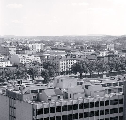 Vue d'ensemble depuis la tour du tunnel de Fourvière, à l'ouest