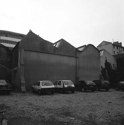Ateliers vue de la cour
