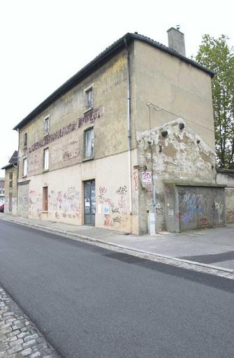 Vue générale nord, de la rue