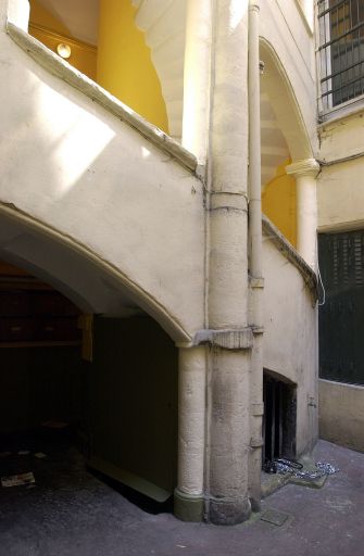 Pavillon d'escalier, élévation, détail de la partie inférieure.