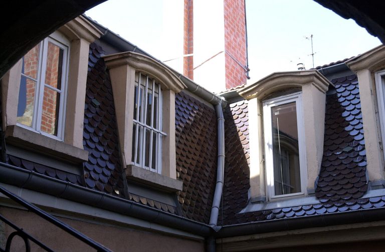 Etage de comble du bâtiment sur la rue Lanterne(à droite) et d'un corps de liaison, vue prise de l'escalier.