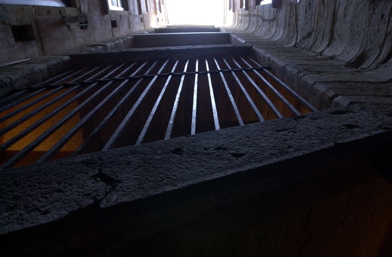 Pavillon d'escalier, façade sur cour.