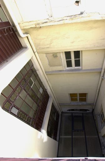 Cour occidentale.
