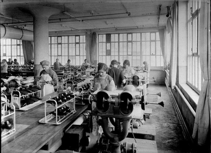 Vue générale des ateliers en 1920 (Vidéralp)