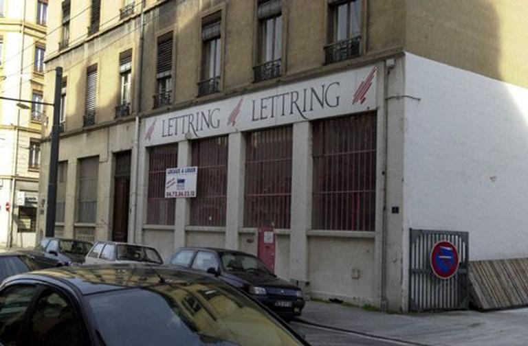 Ateliers en rez-de-chaussée
