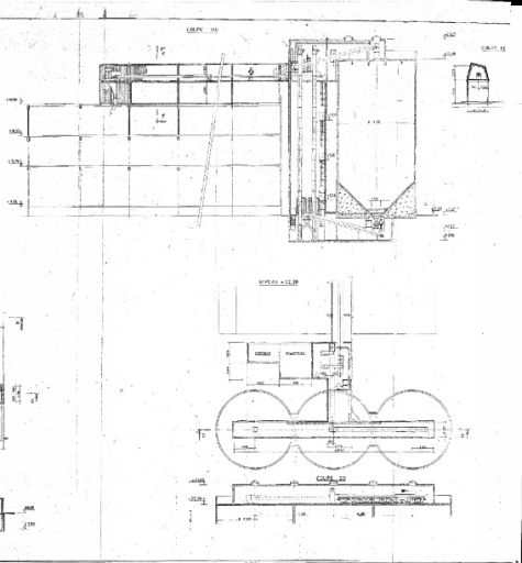 Vue d'ensemble des silos. Plan, partie droite, 24 novembre 1975