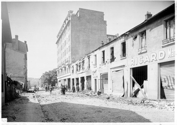 Bombardement de Lyon par l'aviation alliée le 26 mai 1944. Rue Smith, n° 48-50