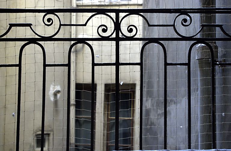 Escalier, repos du 2e étage, détail du garde-corps.