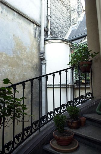 Escalier, dernier étage, détail de la rampe.