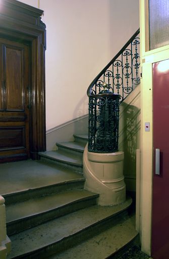 Départ de l'escalier.