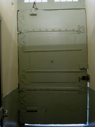 Revers de la porte.