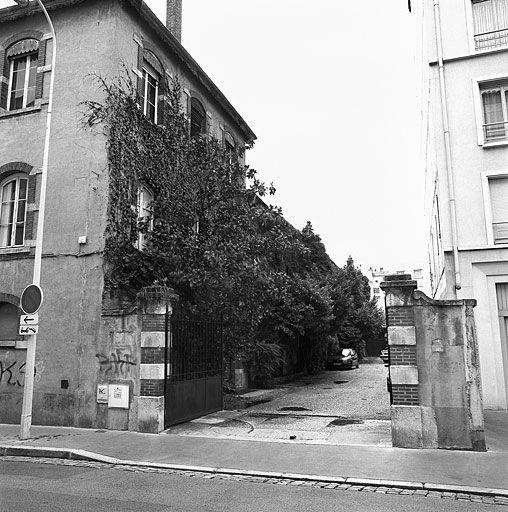 Cour d'entrée