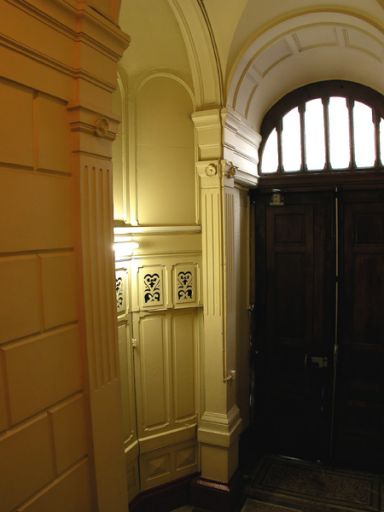 Vestibule d'entrée, détail du mur nord.