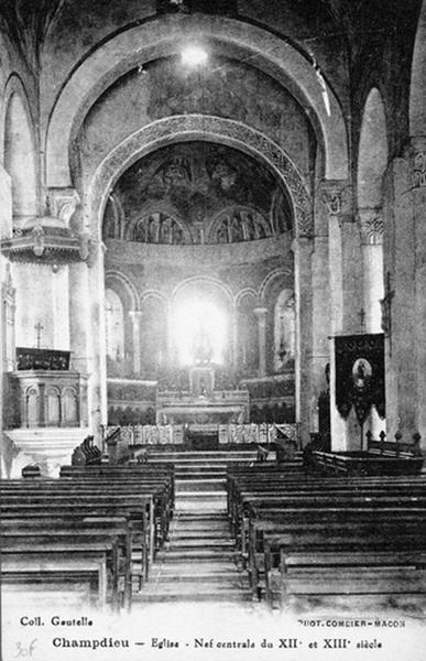 Champdieu - Eglise - Nef centrale du XIIe et XIIIe siècle. Coll. Goutelle. PHOT. COMBIER - MACON. [Vue d'ensemble intérieure du choeur et de l'abside, avec un décor peint].