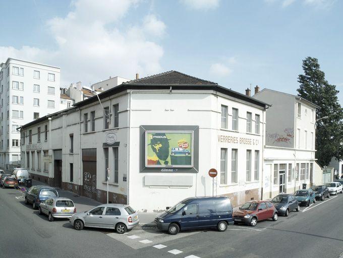 Vue d'ensemble sud-ouest, immeuble d'angle extention des années 1950