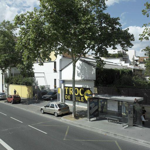 Dépôt vente, vue sud est