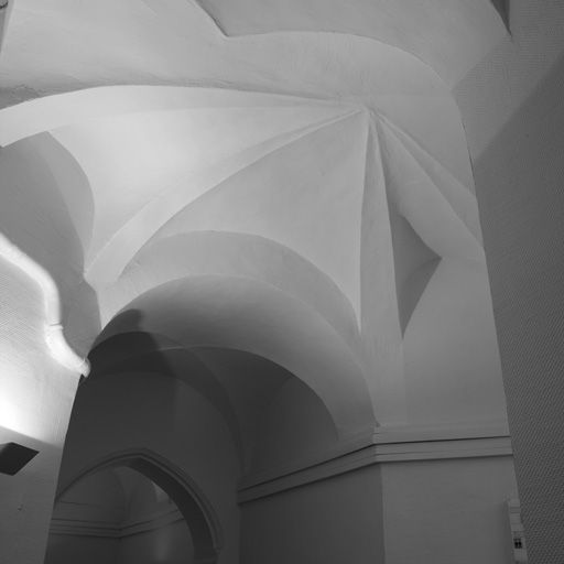 Escalier, voûte du palier du rez-de-chaussée.