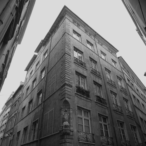 Façades, vue générale des niveaux 2 à 6.