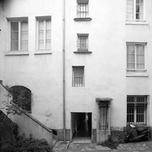 Cour IV, élévation des premiers niveaux du bâtiment 2.