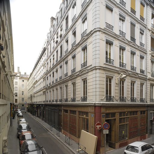 Vue générale de la partie de la rue Pléney percée en même temps que la rue Paul-Chenavard.