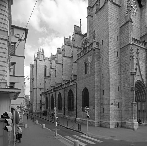 Elévation nord, vue générale depuis la place Saint-Nizier.