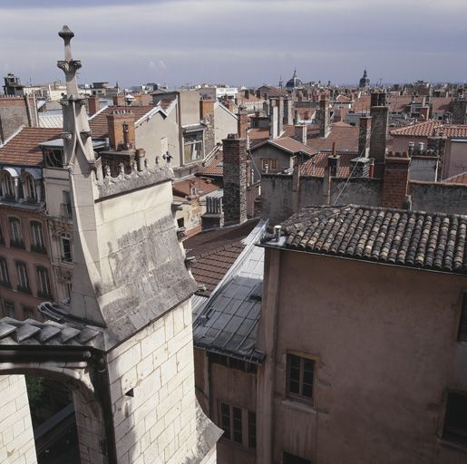 Elévation sud de la nef, détail d'une culée.