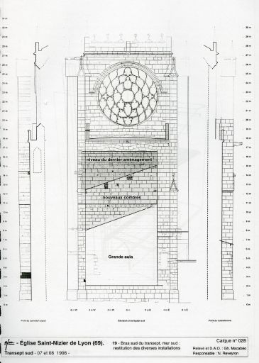 Bras sud du transept, mur sud : restitution des diverses installations [du bâtiment contre l'aile orientale du cloître], relevé par Gh. Macabéo. Dans : Rapport de fouille, 1999, p. 56.