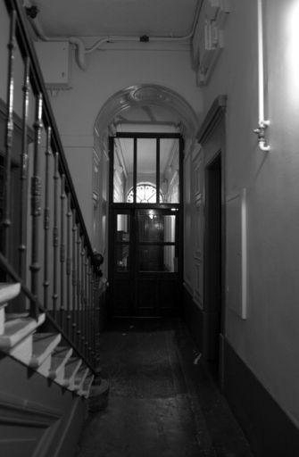 Bâtiment 1, allée vue depuis l'escalier.
