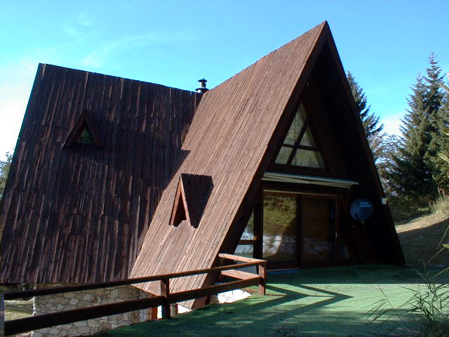 Chalet n° 17. Elévation sud-est.