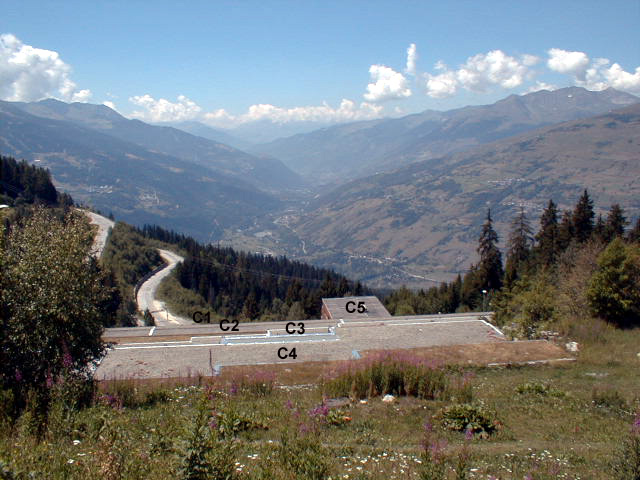 Vue d'ensemble depuis le nord-est.