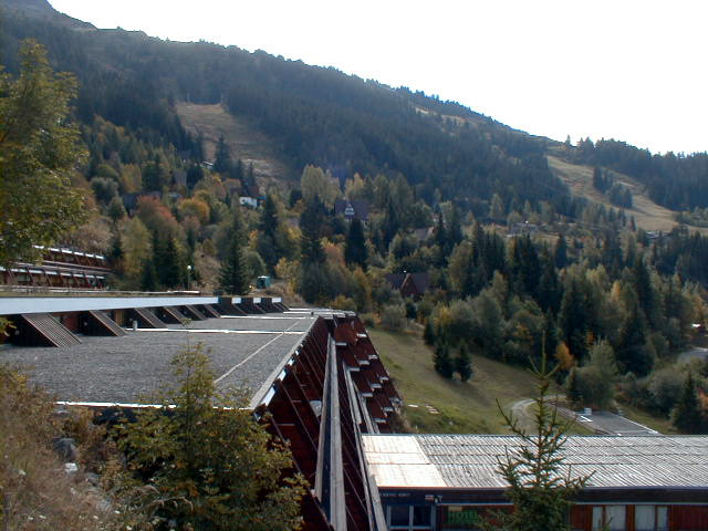 Vue depuis le nord-ouest..