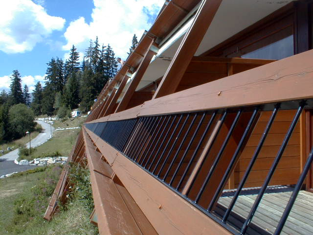 Vue des terrasses en gradins depuis le sud.