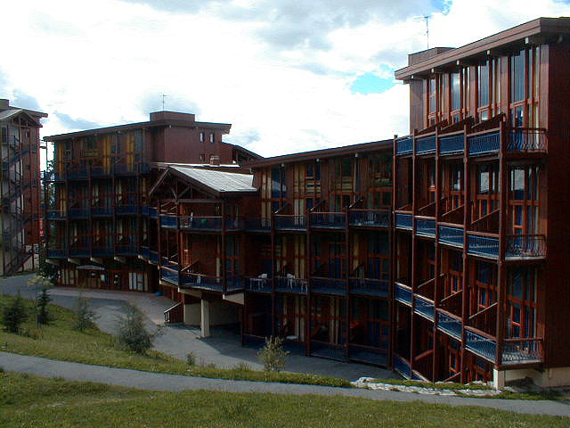 Les Aiguilles Grives I et II, façade sud (amont).